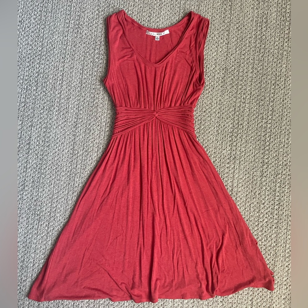 💎 Max Studio Vibrant Midi Dress